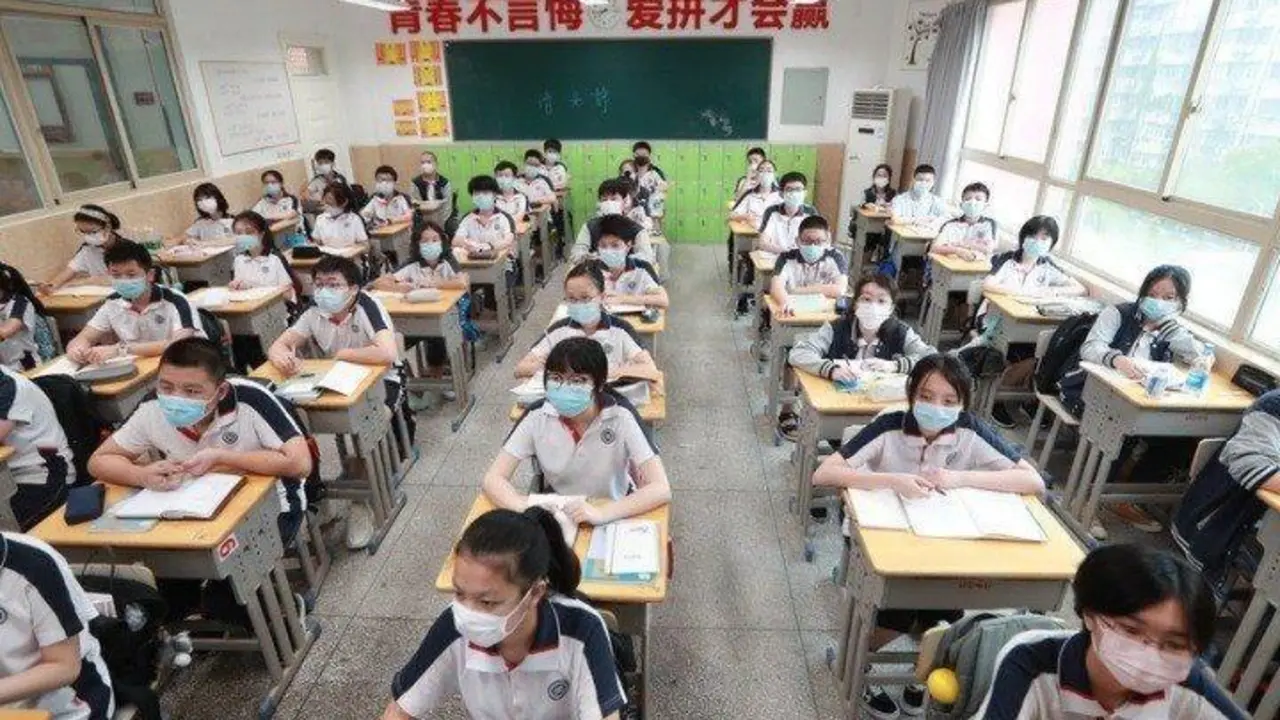 Colegio de Wuhan. - EP