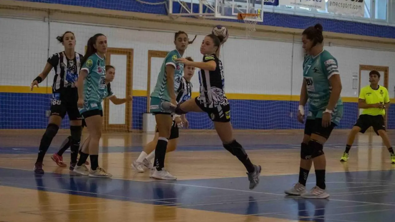 Rinc&oacute;n Fertilidad prolonga su felicidad con una clara victoria en liga