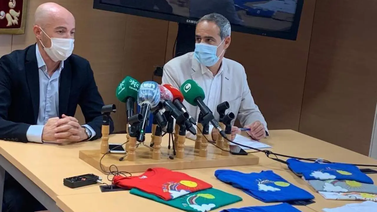 Camisetas de los internos. - Viva