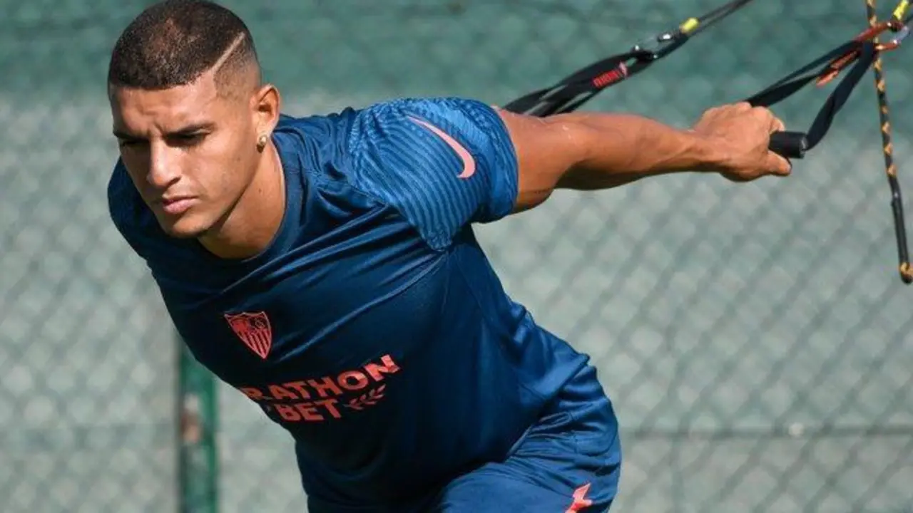 Diego Carlos durante un entrenamiento de esta pretemporada. - sfc