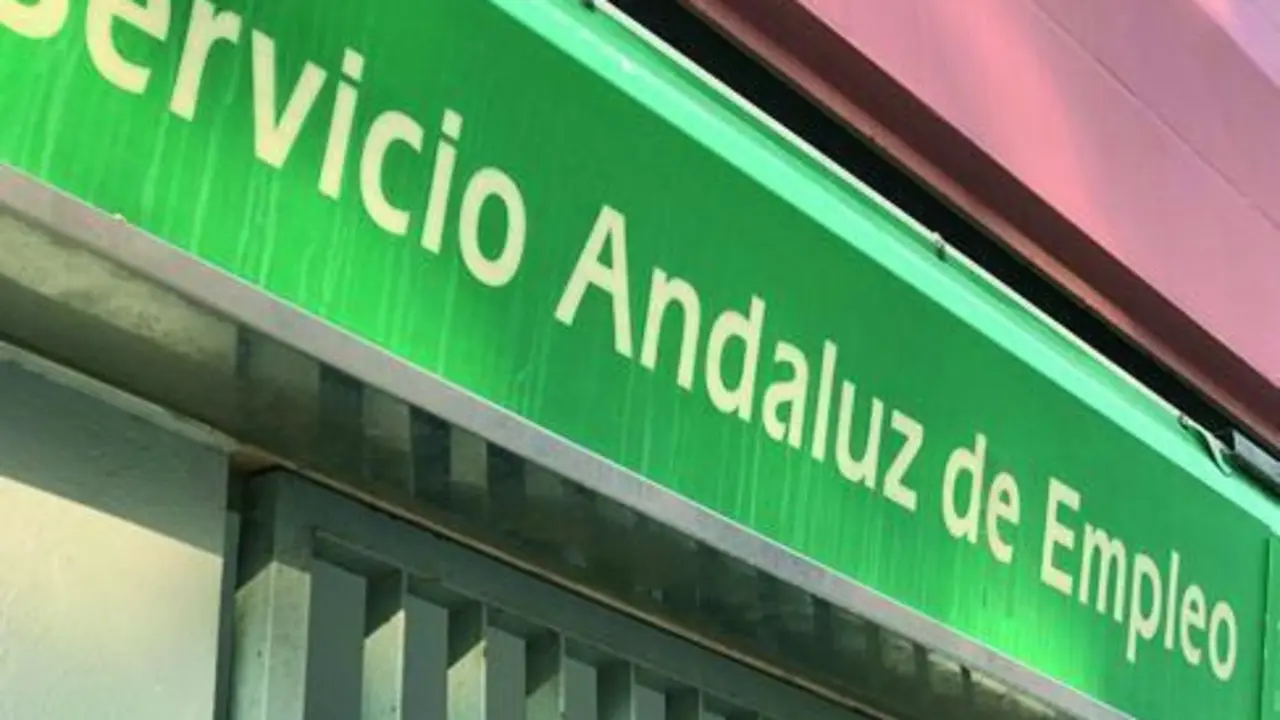 La destrucci&oacute;n de empleo frena la recuperaci&oacute;n andaluza en marcha.  - A. Atienza
