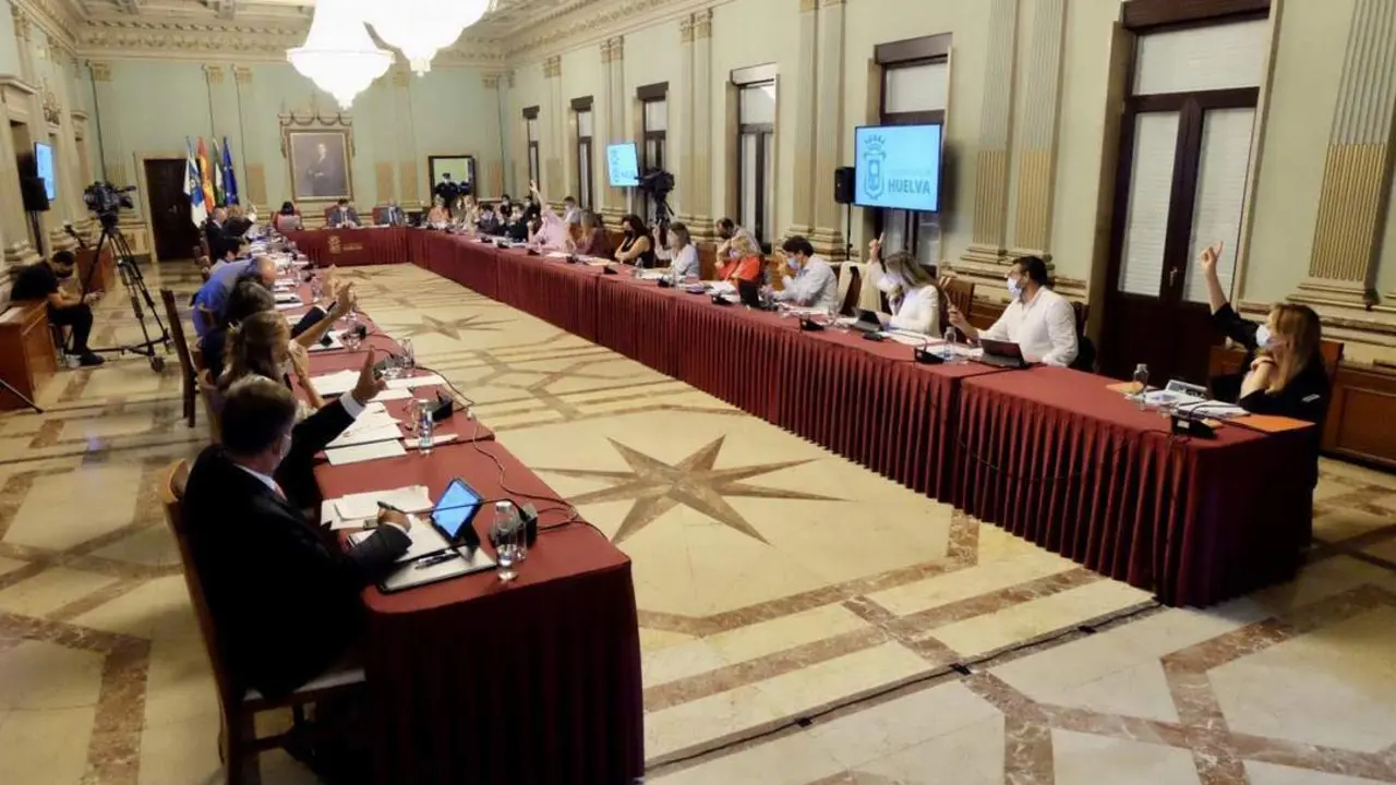 Pleno del Ayuntamiento de Huelva. - VH