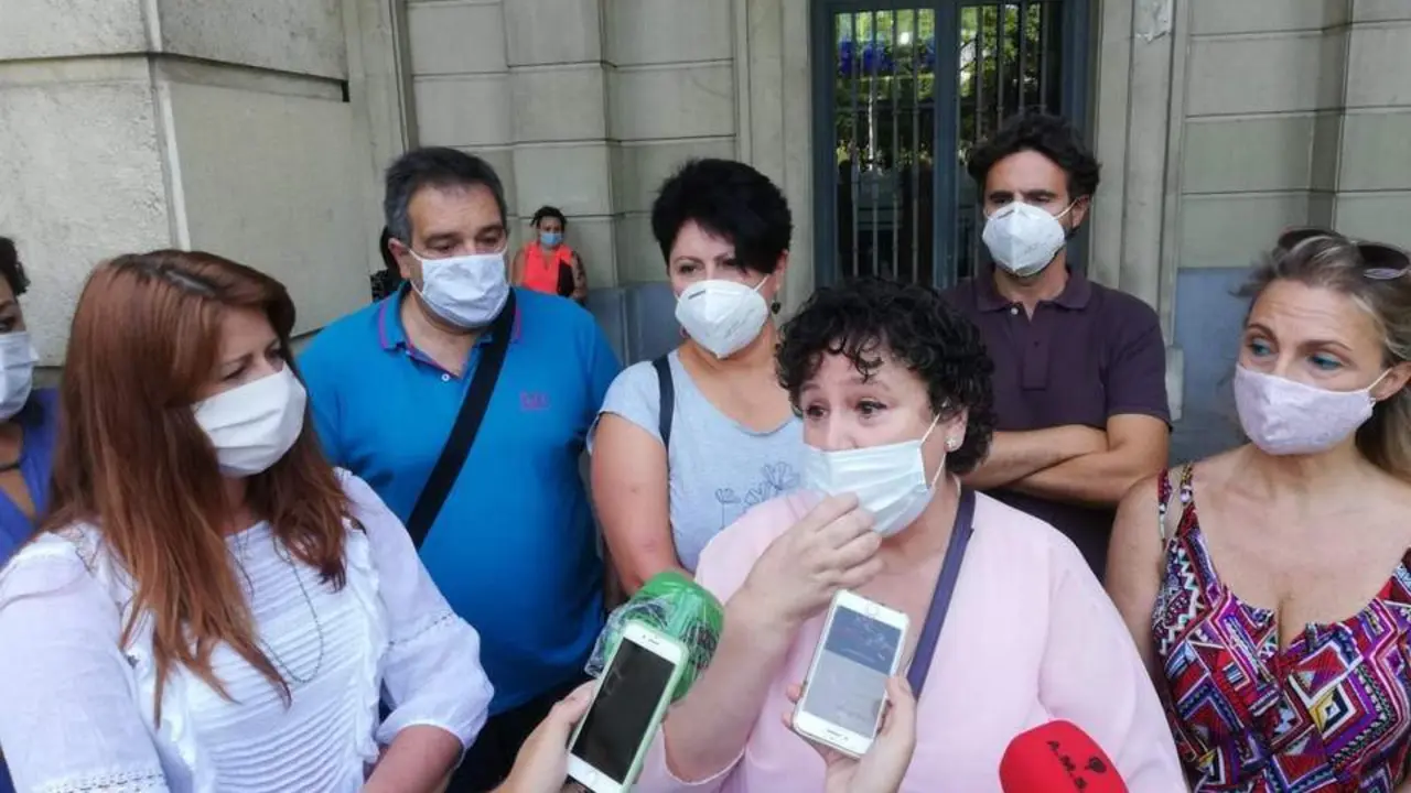 Mar&iacute;a Salmer&oacute;n, ante los juzgados de Sevilla. - CM