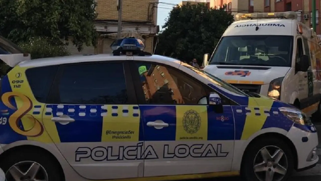  Actuaci&oacute;n ante la ca&iacute;da de un hombre de un balc&oacute;n. - EP