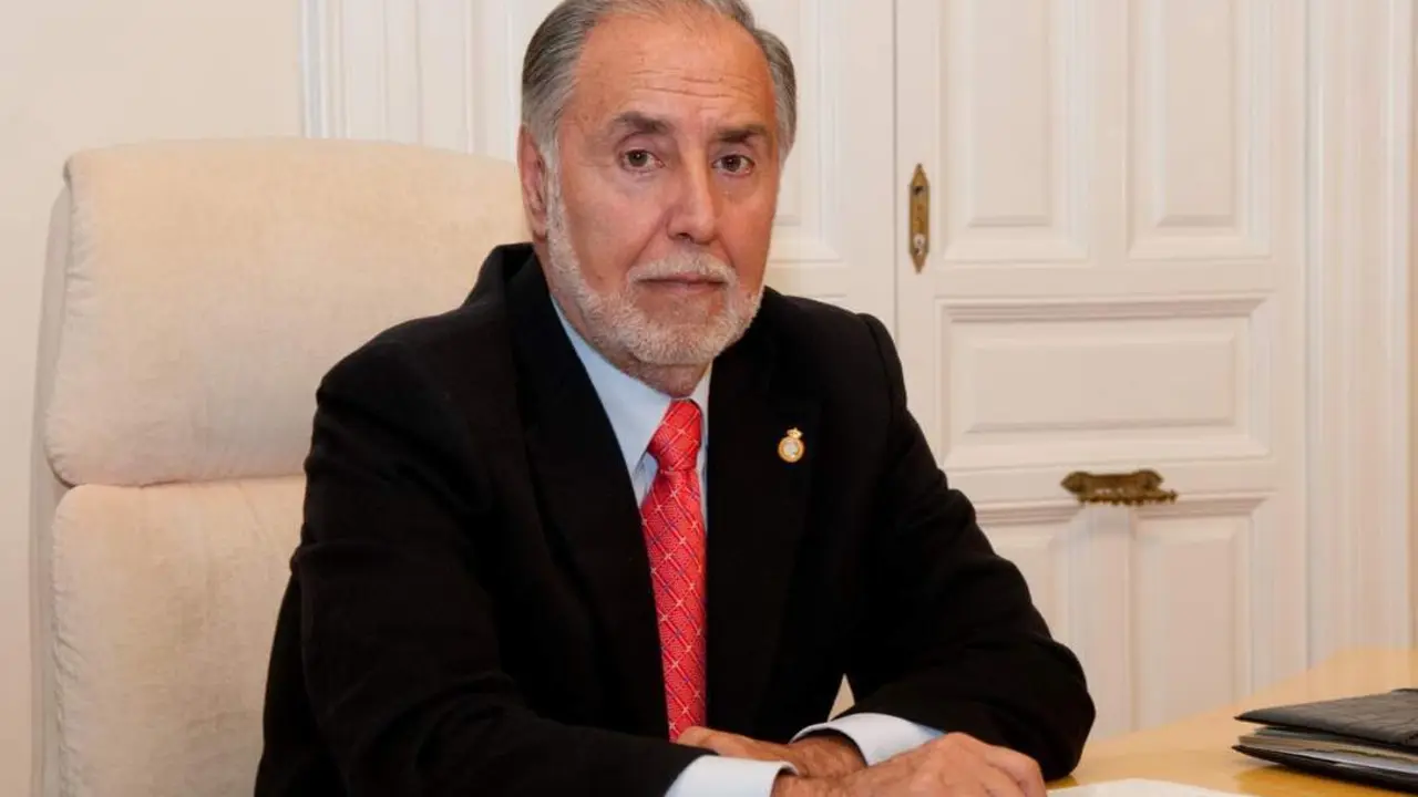 Juli&aacute;n Hern&aacute;ndez, presidente de la Real Sociedad Canina de Espa&ntilde;a. - Cedida