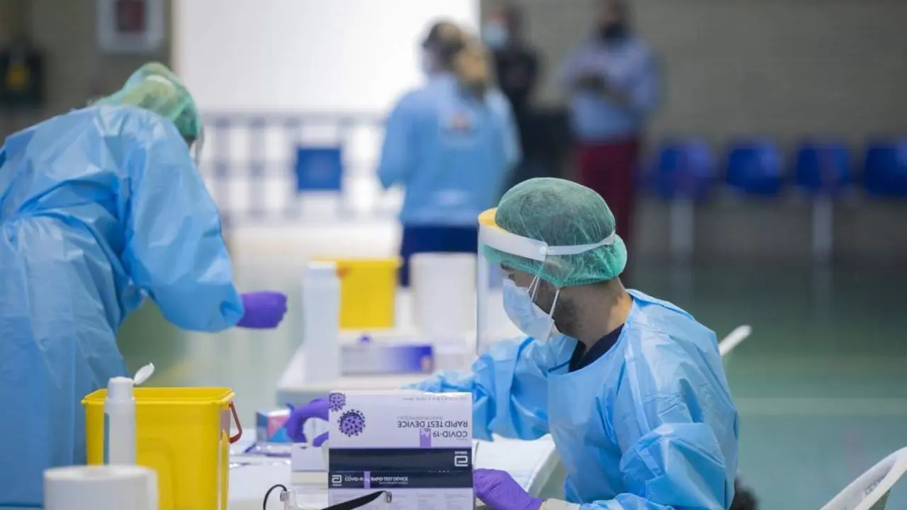 Preparaci&oacute;n de test de ant&iacute;genos en el crivado de Utrera.  - EP