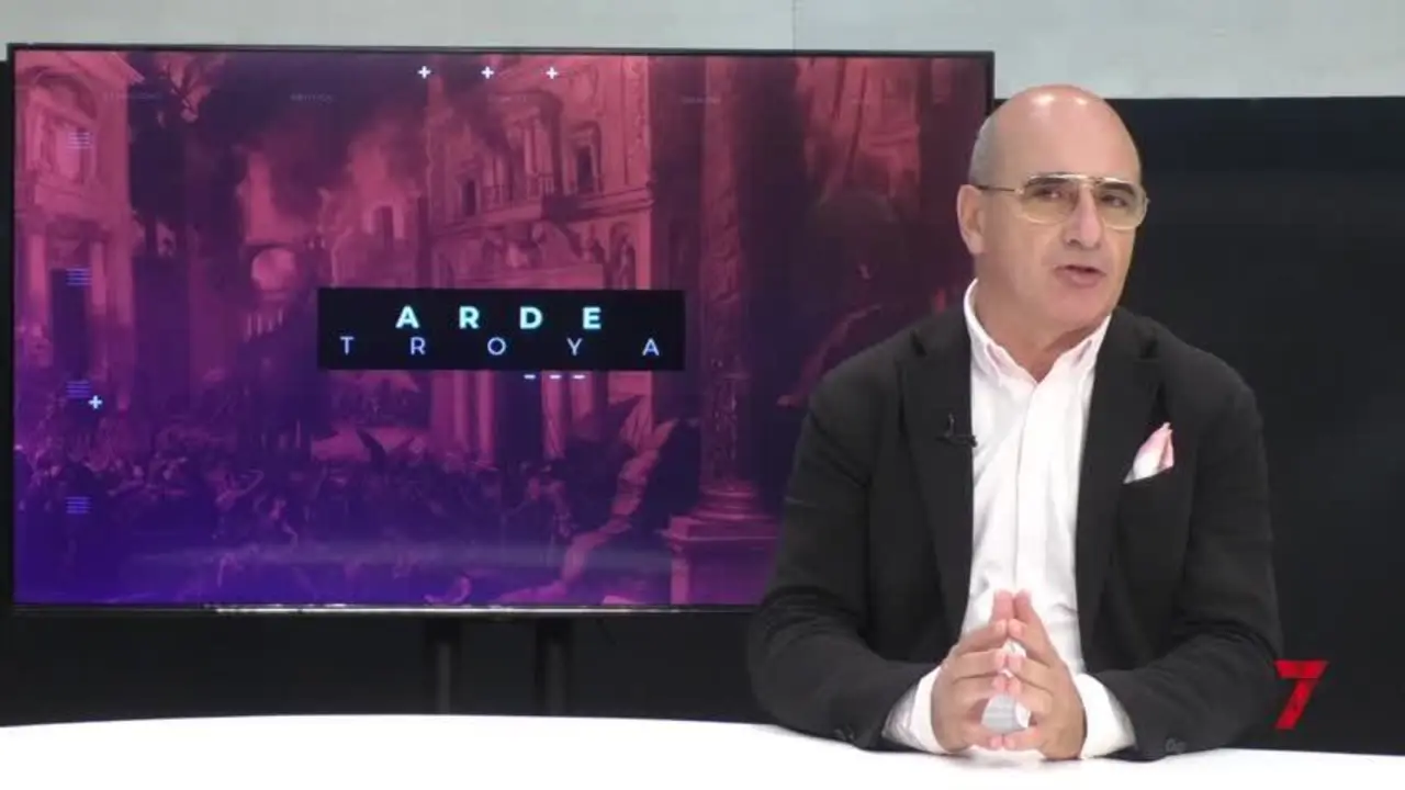 Arde Troya. Mucha iluminaci&oacute;n y pocas luces
