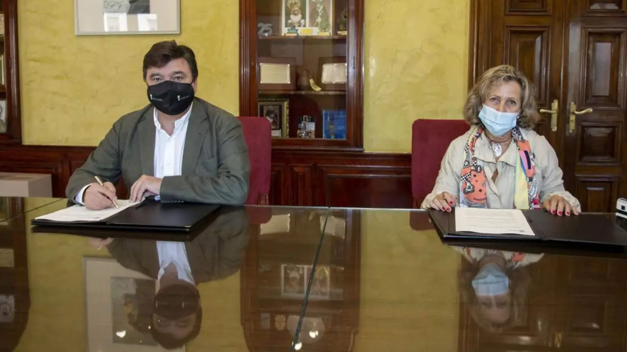 Firma del convenio. - VH