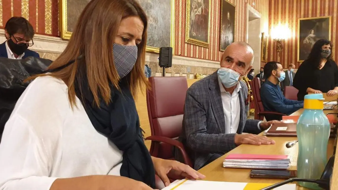 Los delegados Sonia Gaya y Antonio Mu&ntilde;oz.  - EP