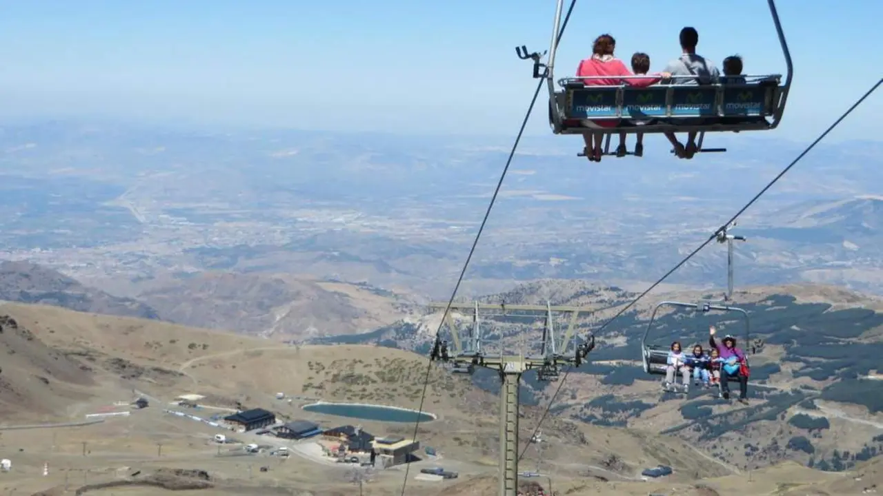 Sierra Nevada, aut&eacute;ntico para&iacute;so natural, es uno de los destinos m&aacute;s recomendables para verano. - A. I.