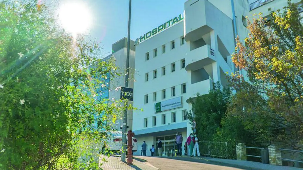 La provincia cuenta con 26 hospitalizados m?s que hace una semana y otros nueve en UCI.  - Rafael Dom?nguez