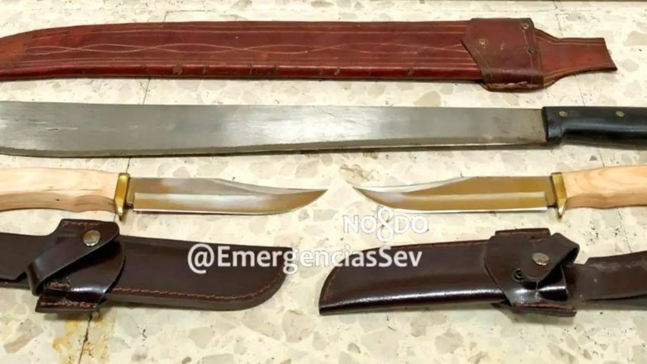 Las armas que fueron intervenidas. - @EmergenciasSev