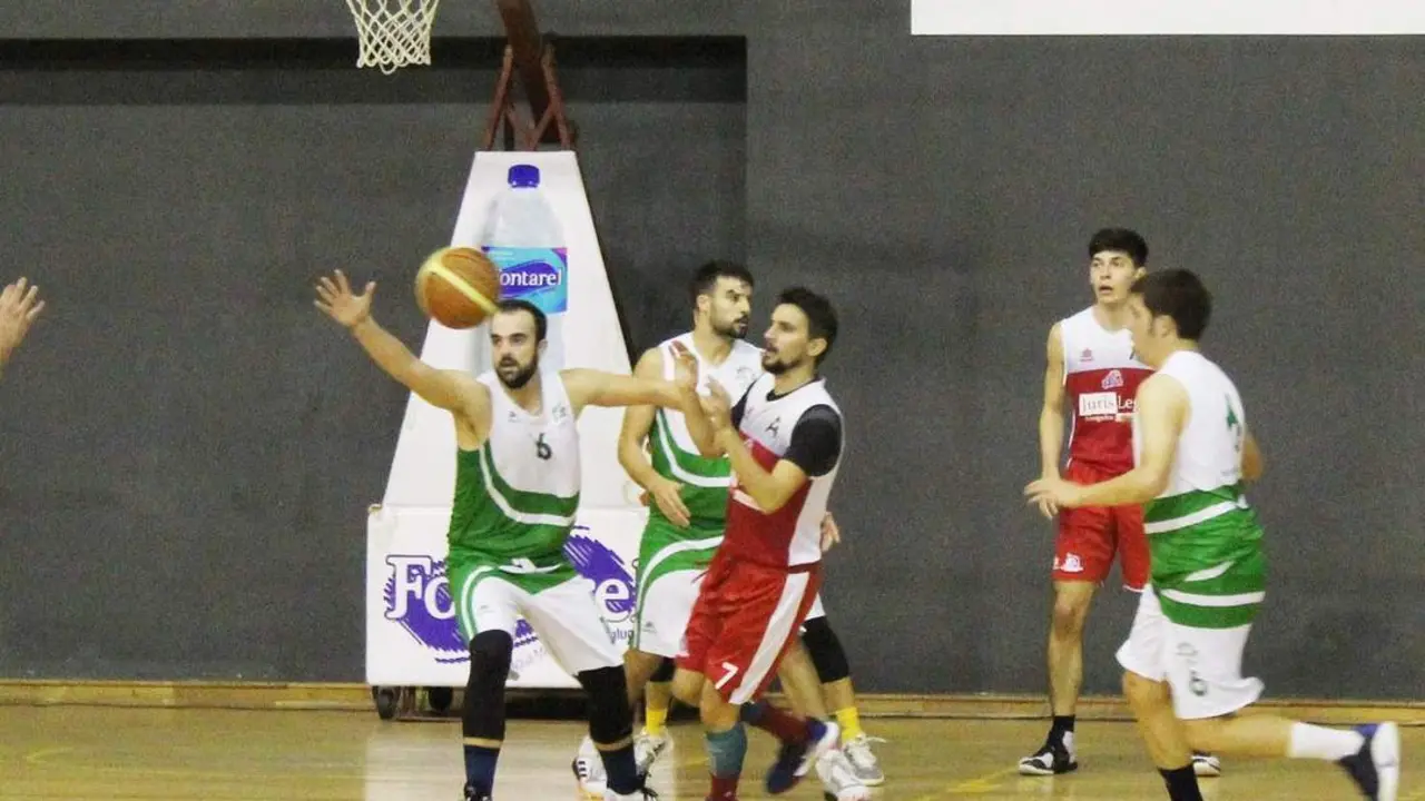 El Adesa 80 de Baloncesto iniciar&aacute; la Liga Provincial en El Puerto - Ra&uacute;l J. Bustillos