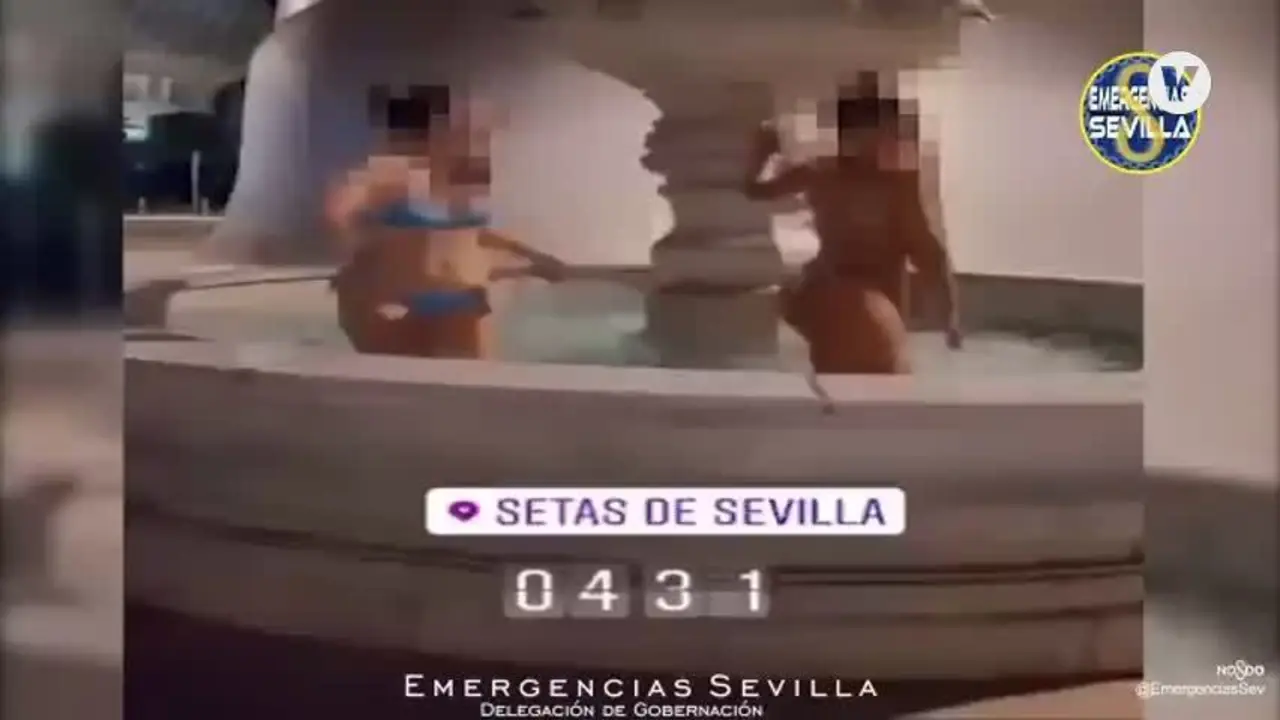 Identifican por Instagram a la joven que se ba&ntilde;&oacute; en una fuente p&uacute;blica de Sevilla