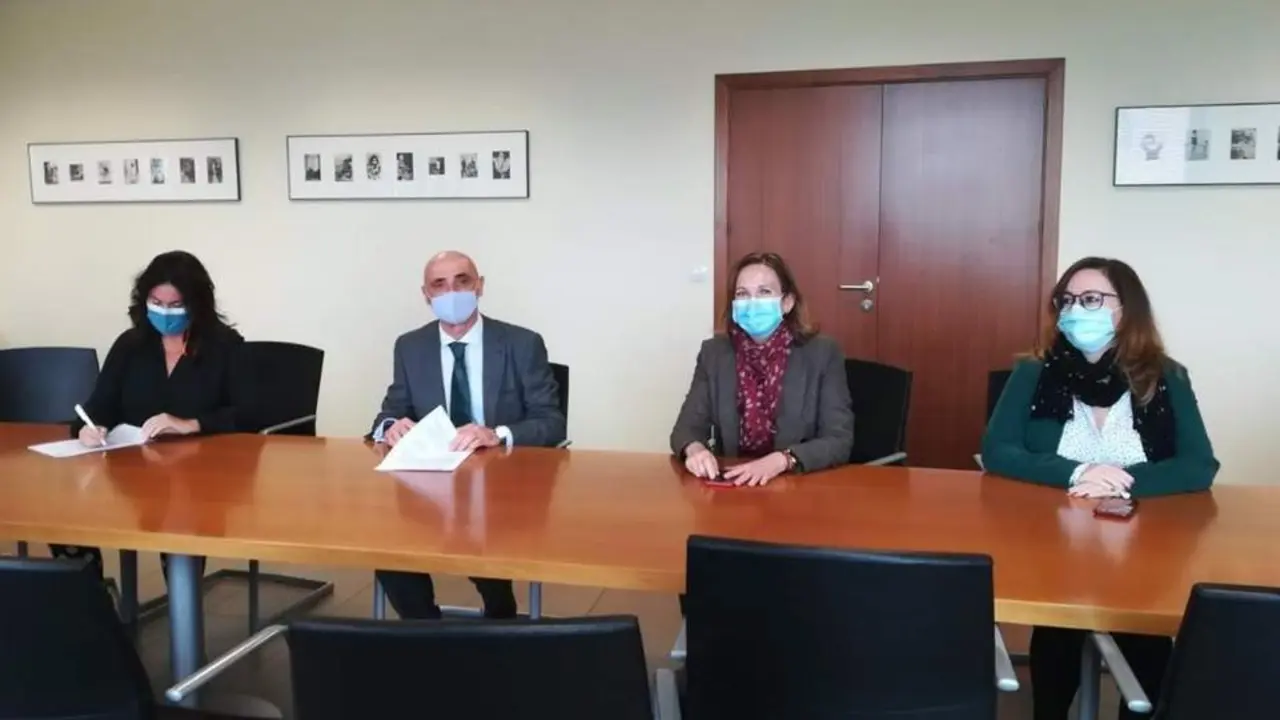 Firma del acuerdo. - A. I.