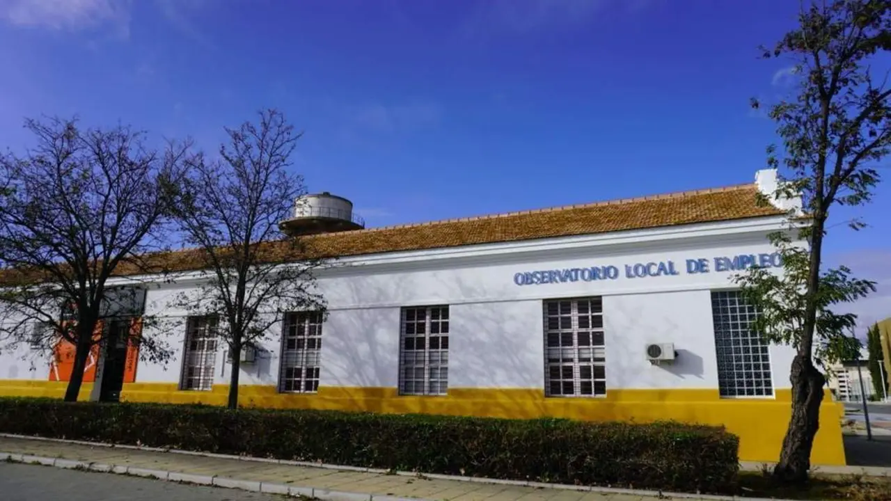 Cubierta del Pabell&oacute;n 7 reconstruida. - VH