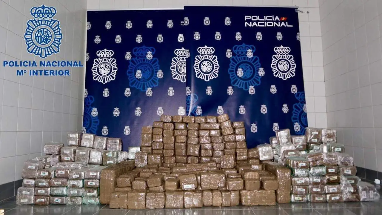 Hach&iacute;s incautado. - Polic&iacute;a Nacional