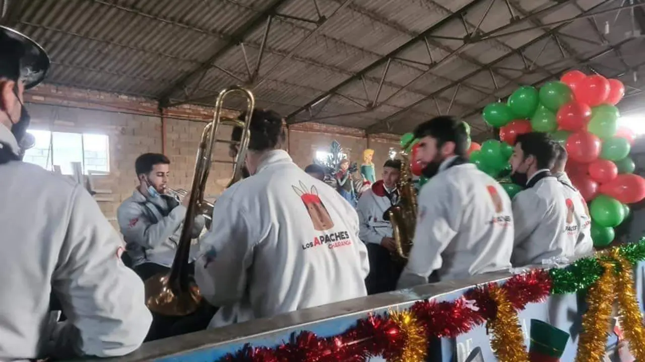 Cabalgata de Mam&aacute; Noel en Otura. - ep
