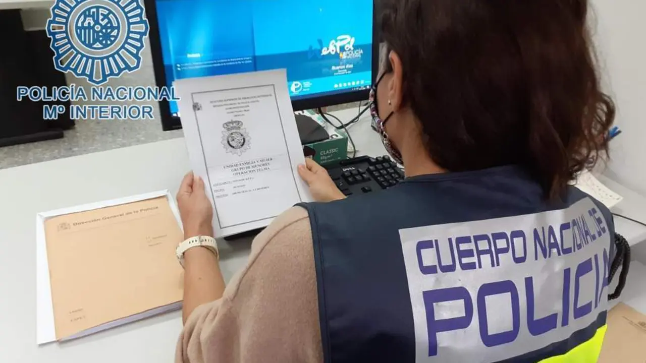 Grupo de menores de la Polic&iacute;a Nacional. - DGP