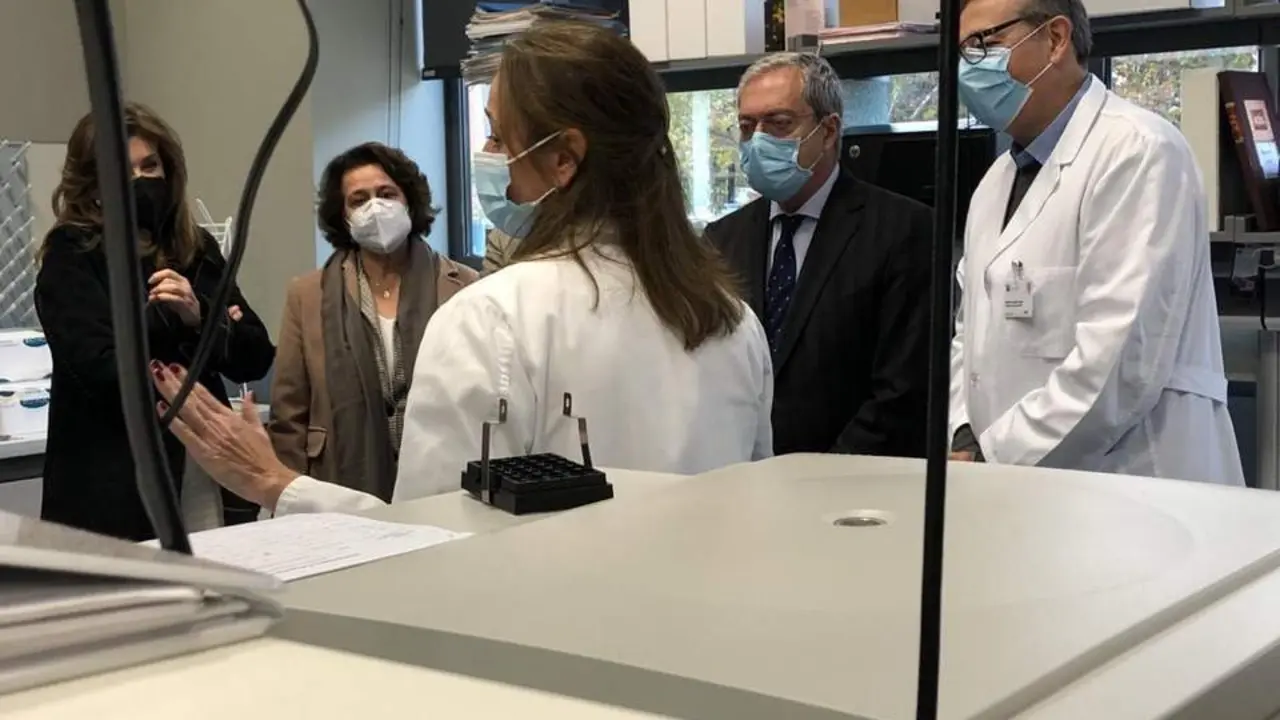 Visita de Rogelio Velasco al IBIS. - JUNTA