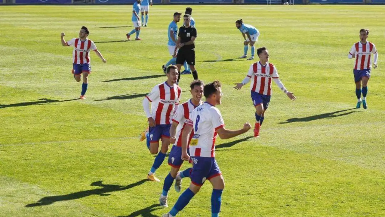 El Algeciras celebra el 1-0 ante la Balona en el Nuevo Miradoar - Andy Ragel