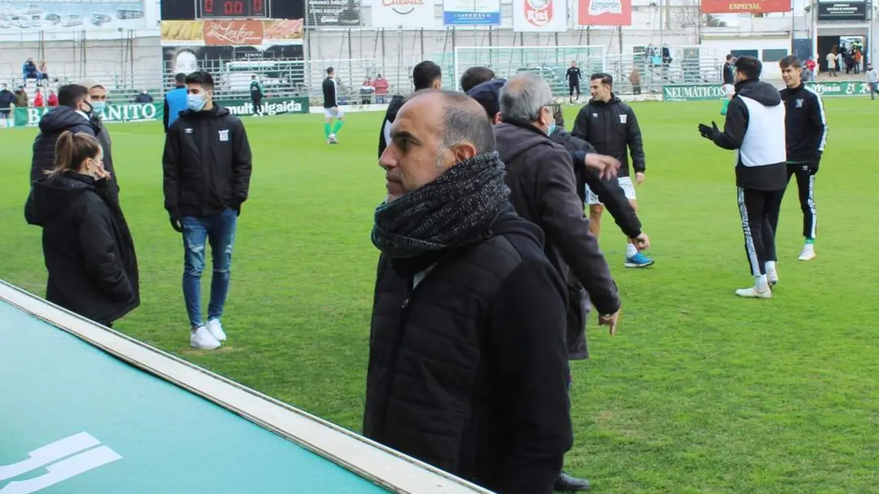 Romerito antes de que el Atl&eacute;tico Sanluque&ntilde;o se enfrentar&aacute; al Algeciras en El Palmar - Ra&uacute;l J. Bustillos