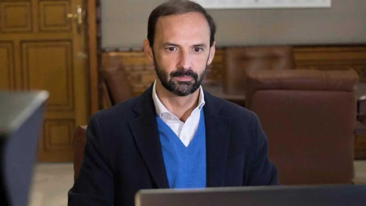 V&iacute;ctor Mora, alcalde de Sanl&uacute;car. - Informaci&oacute;n.