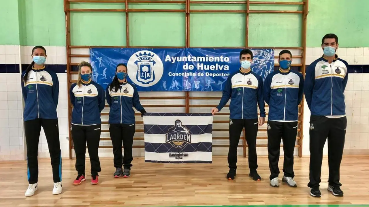 Formaci&oacute;n del IES La Orden en el partido ante el CB Huelva. - VH