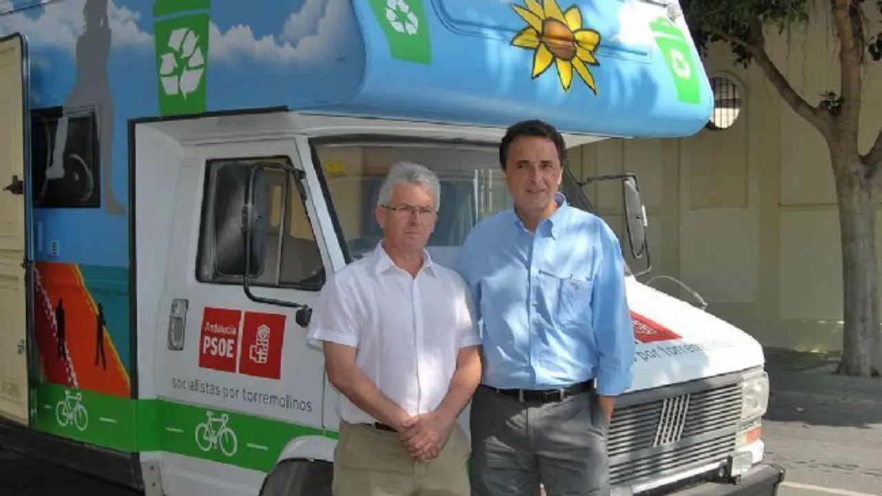 Los socialistas torremolinenses, Juan Ortu&ntilde;o y Jos&eacute; Ortiz, en una imagen de archivo. - Informaci&oacute;n