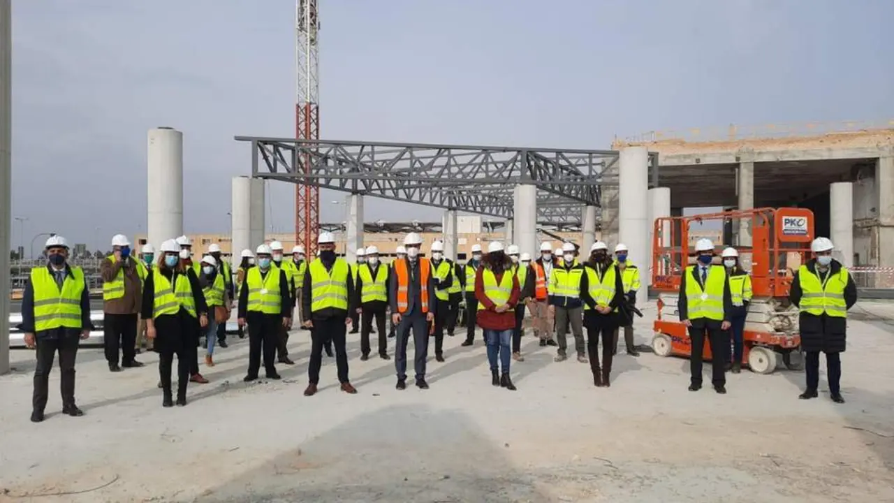 Visita a las obras de ampliaci&oacute;n del aeropuerto de Sevilla. - AYTO