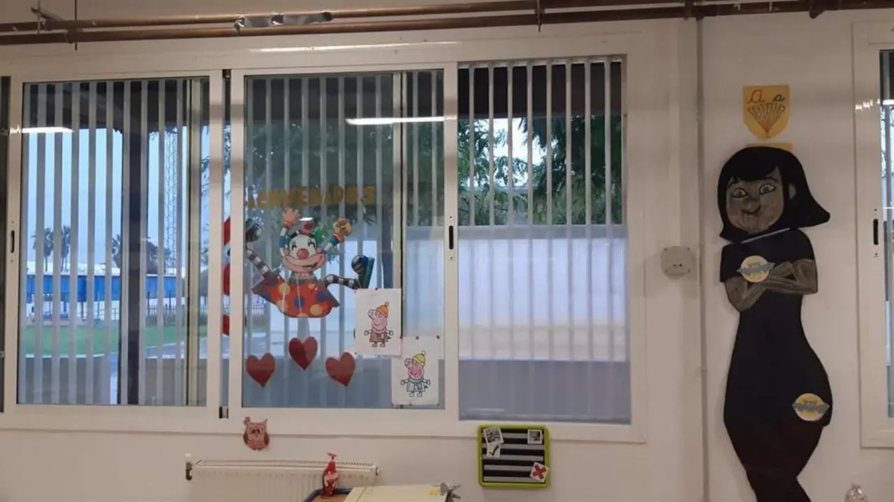 Colegio de Espartinas. - EP