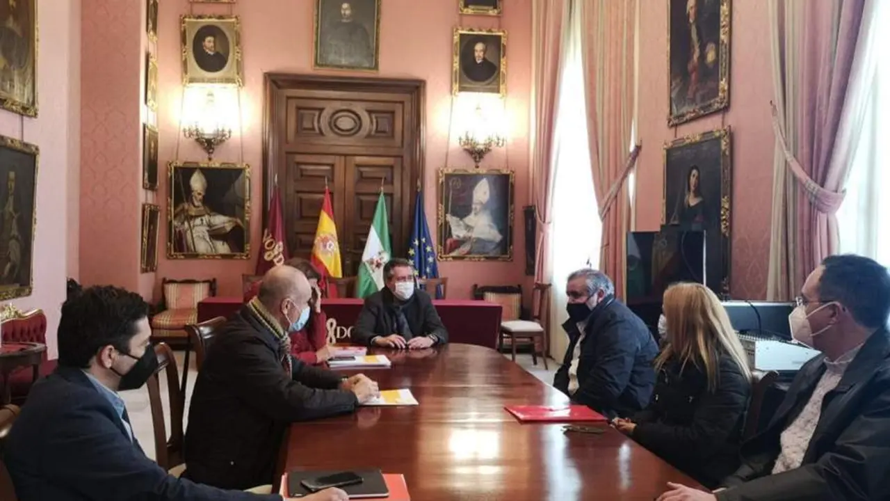 Reuni&oacute;n para abordar la norma de los quioscos de prensa. - AYTO