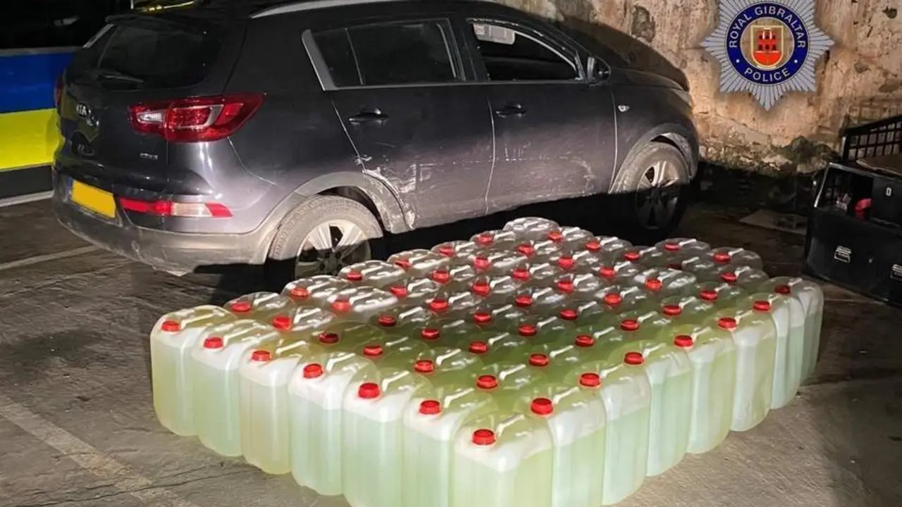 Combustible intervenido. - A. I.