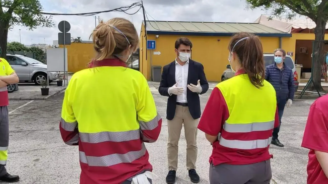 El portavoz Beltr&aacute;n P&eacute;rez en el Zoosanitario. - PP