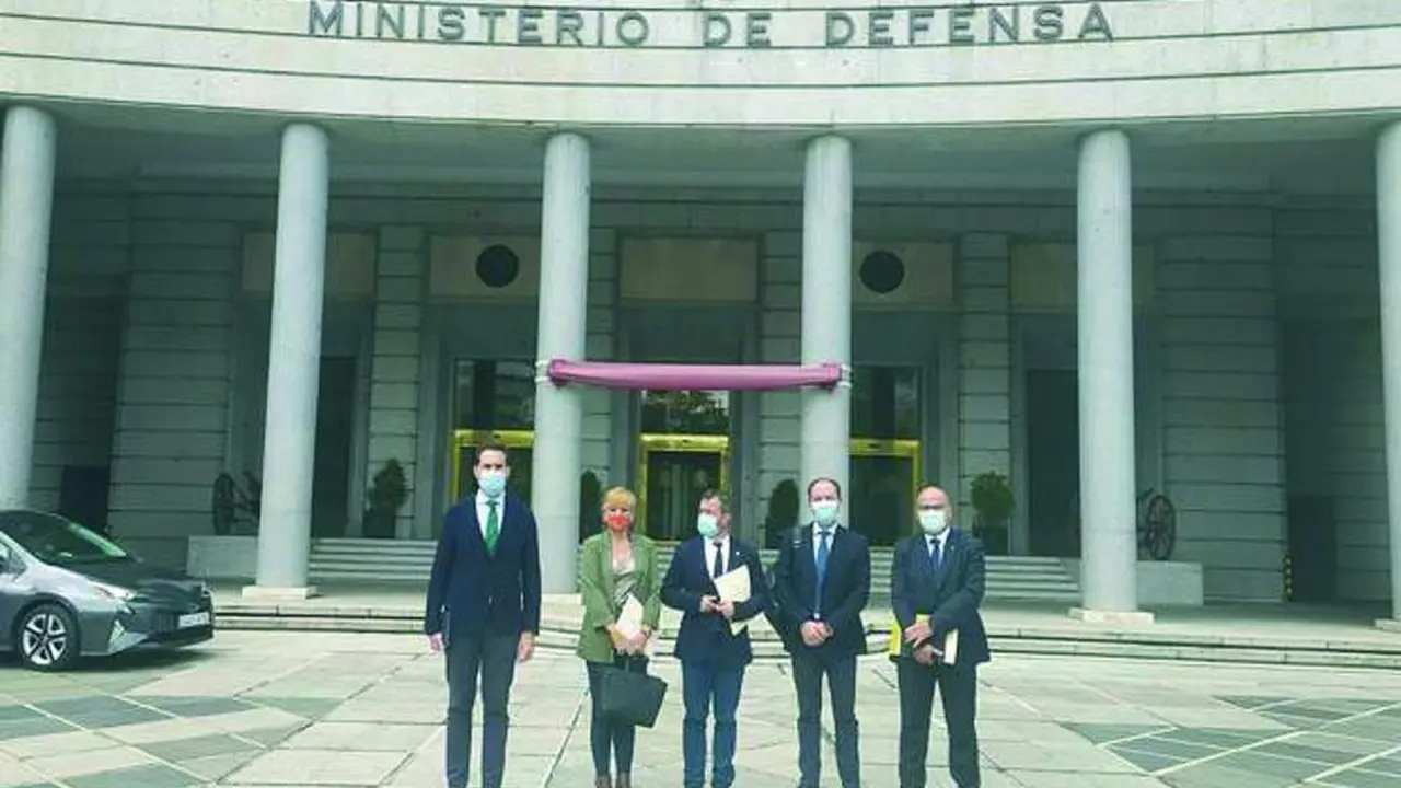 Visita de la misiva de Ja&eacute;n al Ministerio - VIVA JA&Eacute;N