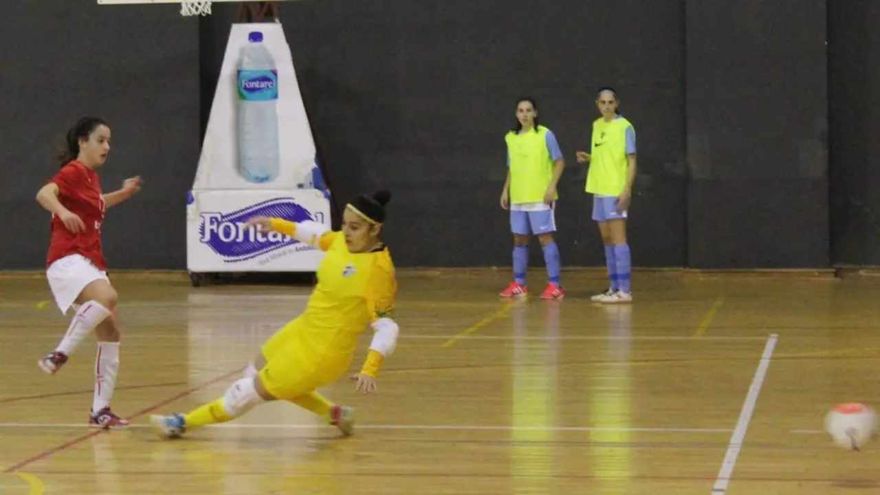 Momento en el que la prometedora Helena anotar el 1-0 en el minuto 6 - Ra&uacute;l J. Bustillos