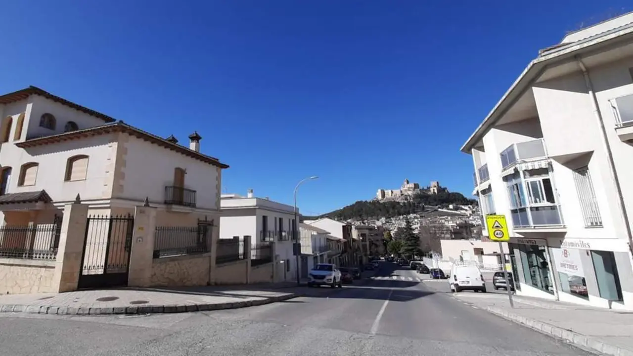 Entrada a Alcal&aacute; la Real, por la Cuesta de la Magdalena.  - JJM