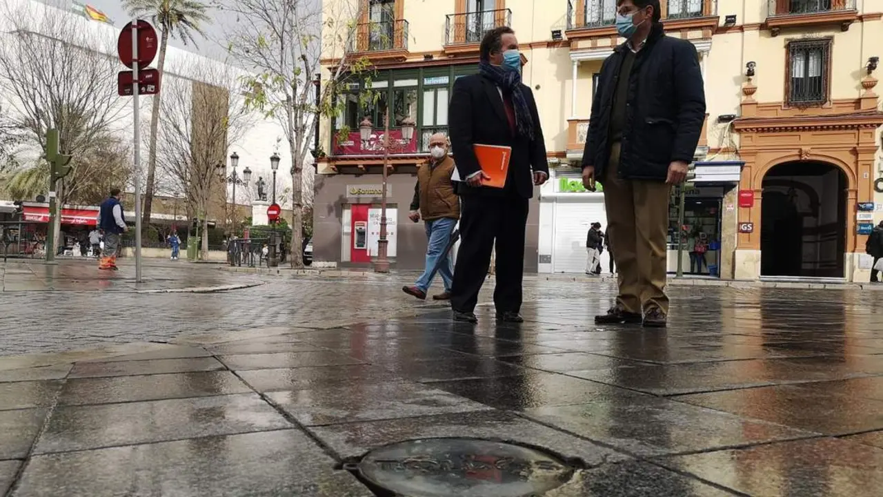 El portavoz de Cs, &Aacute;lvaro Pimentel, a la derecha de la imagen. - CS
