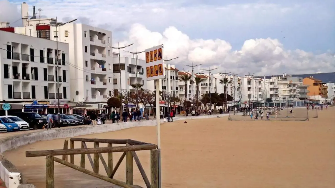Paseo Mar&iacute;timo de Barbate. - Jos&eacute; Guirola