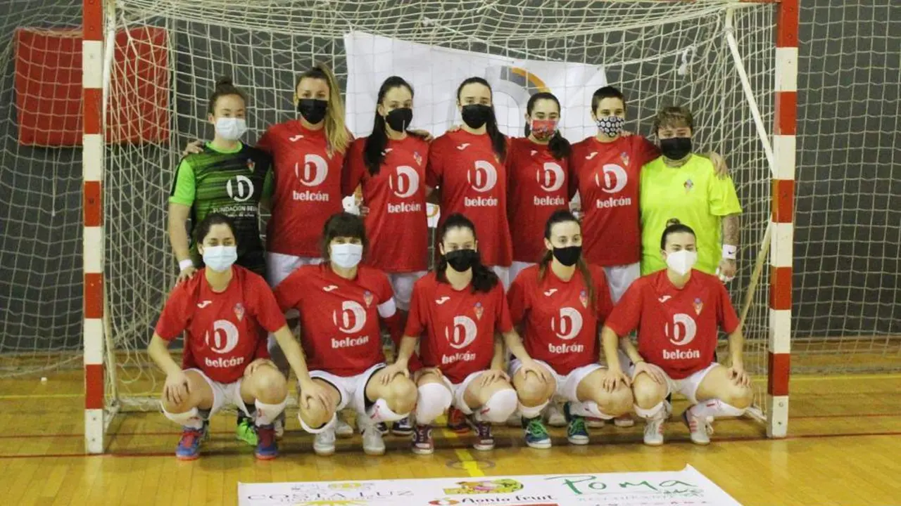 El Belc&oacute;n Luci Feri Fanum antes de enfrentarse al Atl&eacute;tico Huel&iacute;n en Sanl&uacute;car - Ra&uacute;l J. Bustillos