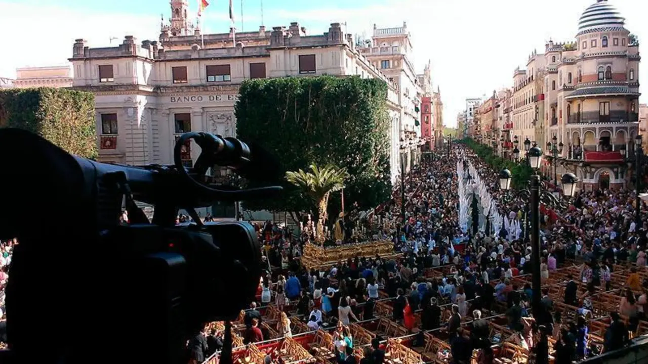 Carrera oficial de la Semana Santa de Sevilla. - ARCHIVO