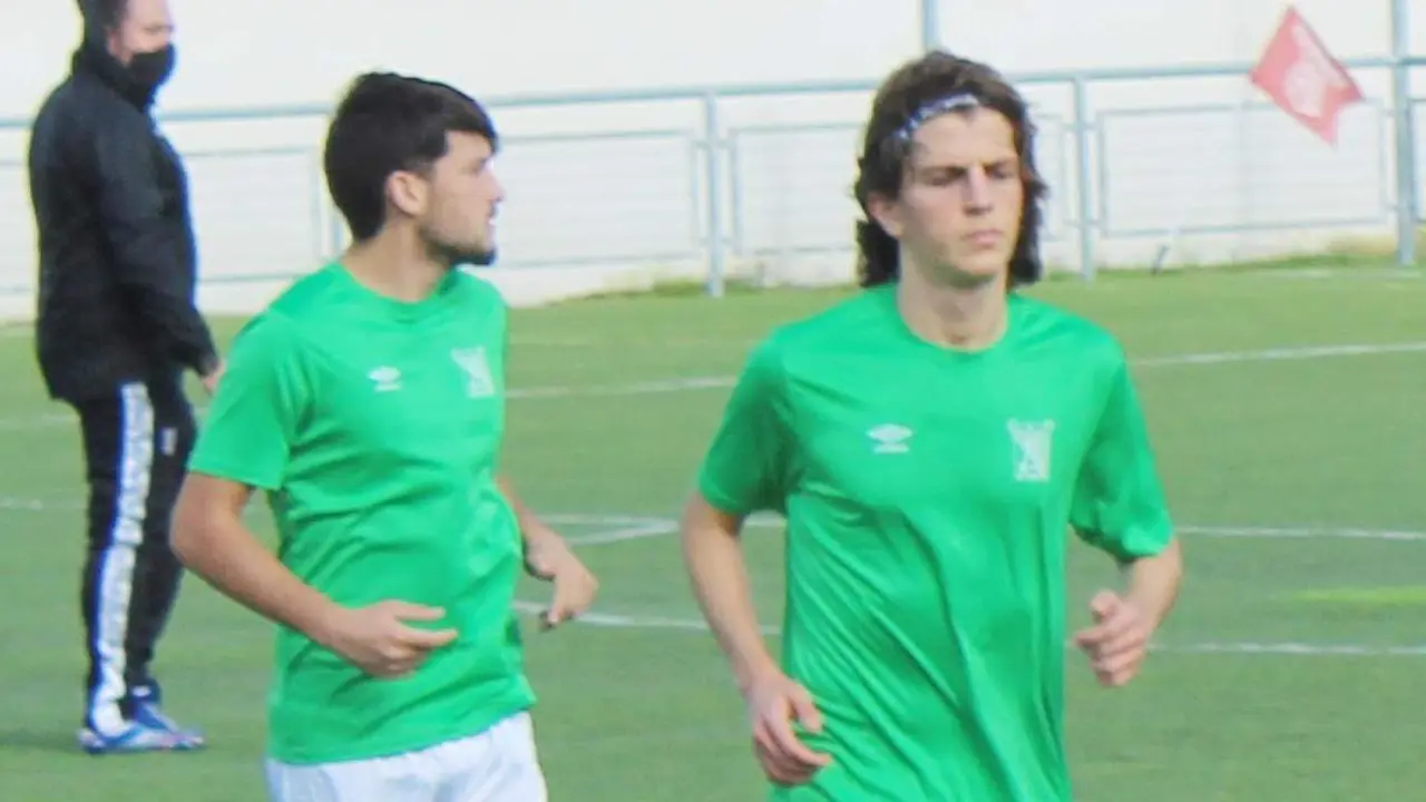Moreno y &Aacute;lvaro fueron titulares en Castilleja - Ra&uacute;l J. Bustillos
