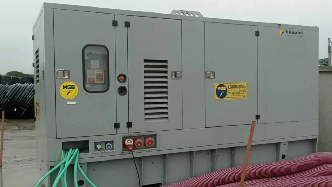 Generador el&eacute;ctrico a gasoil que utilizan. - VH