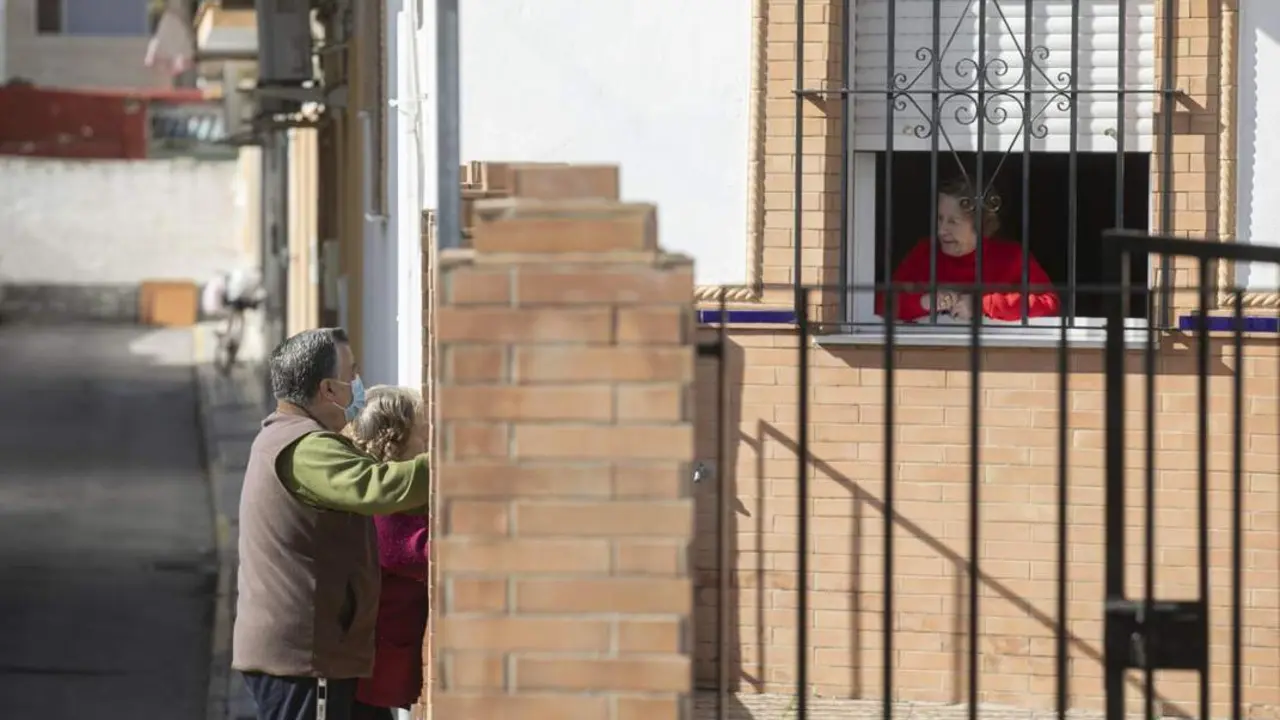 Vecinos de La Algaba. - M. J. L&oacute;pez/Ep