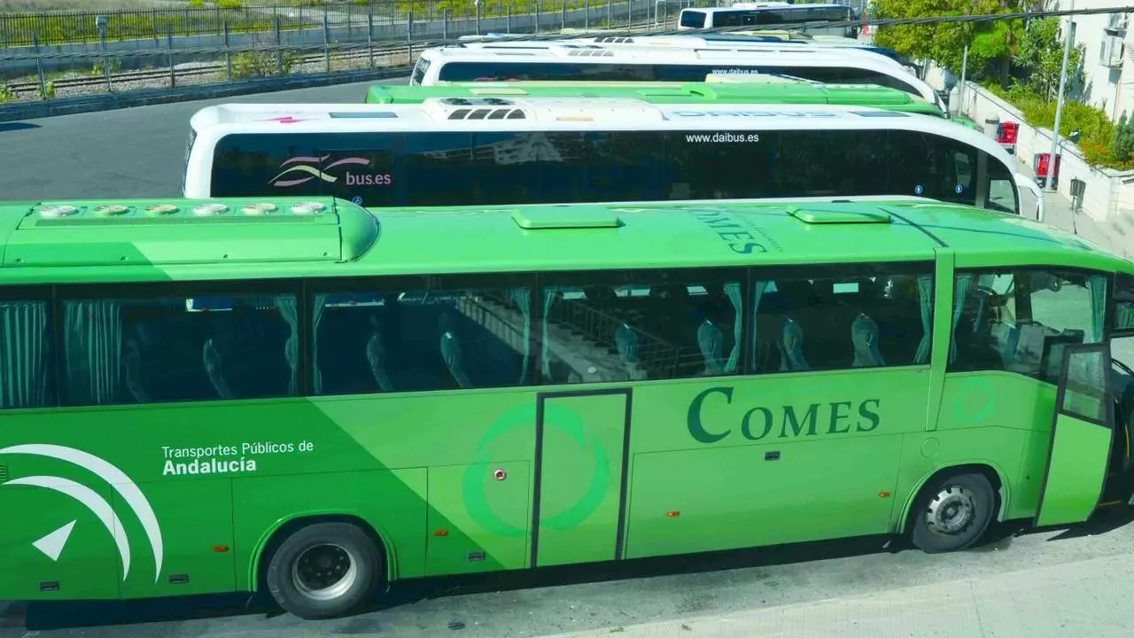 Autob&uacute;s de Comes. - A. I.