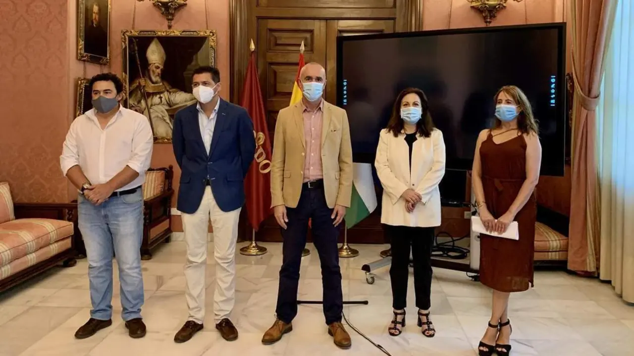 Gaesco, Arquitectos y Ayuntamiento. - AYTO
