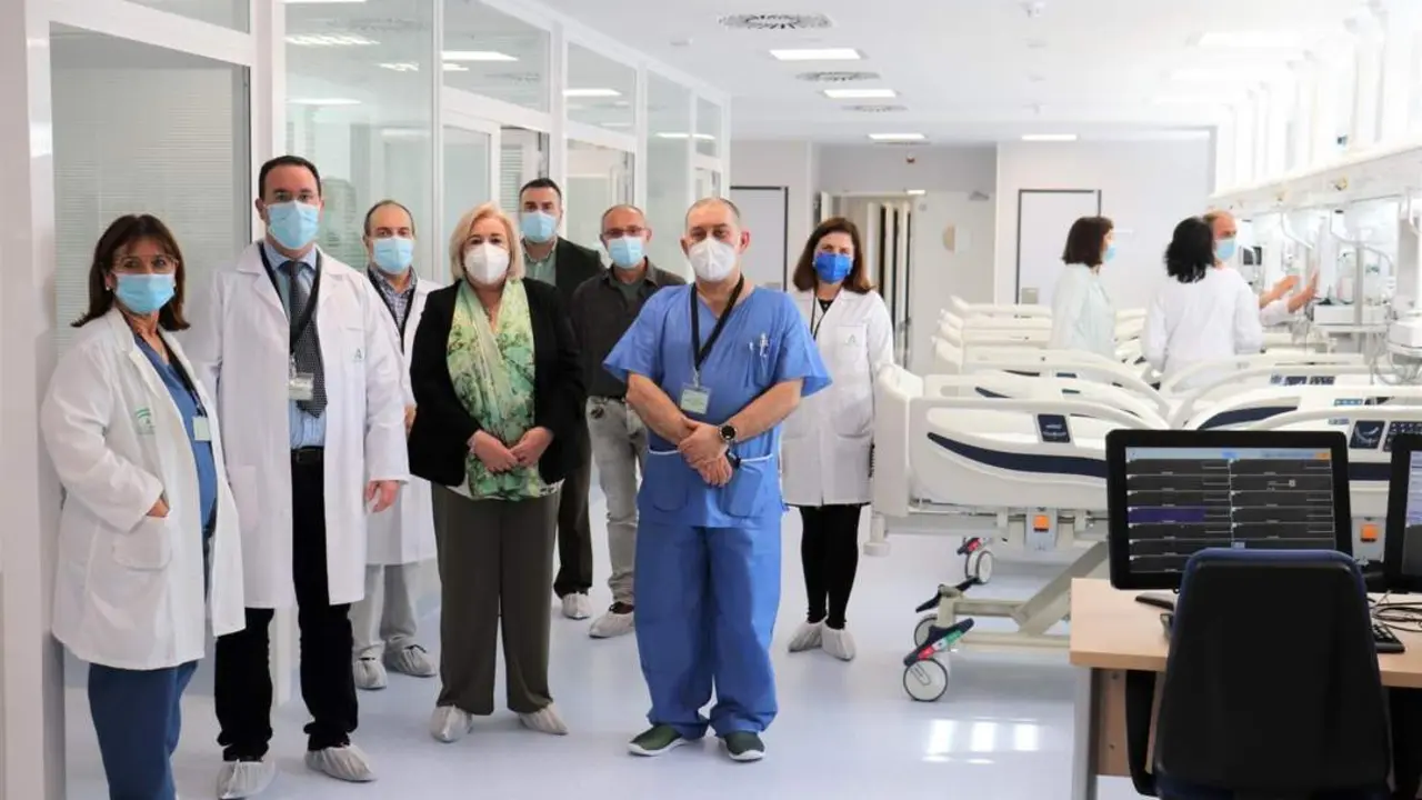 Visita a la nueva unidad de reanimaci&oacute;n postquir&uacute;rgica. - VH
