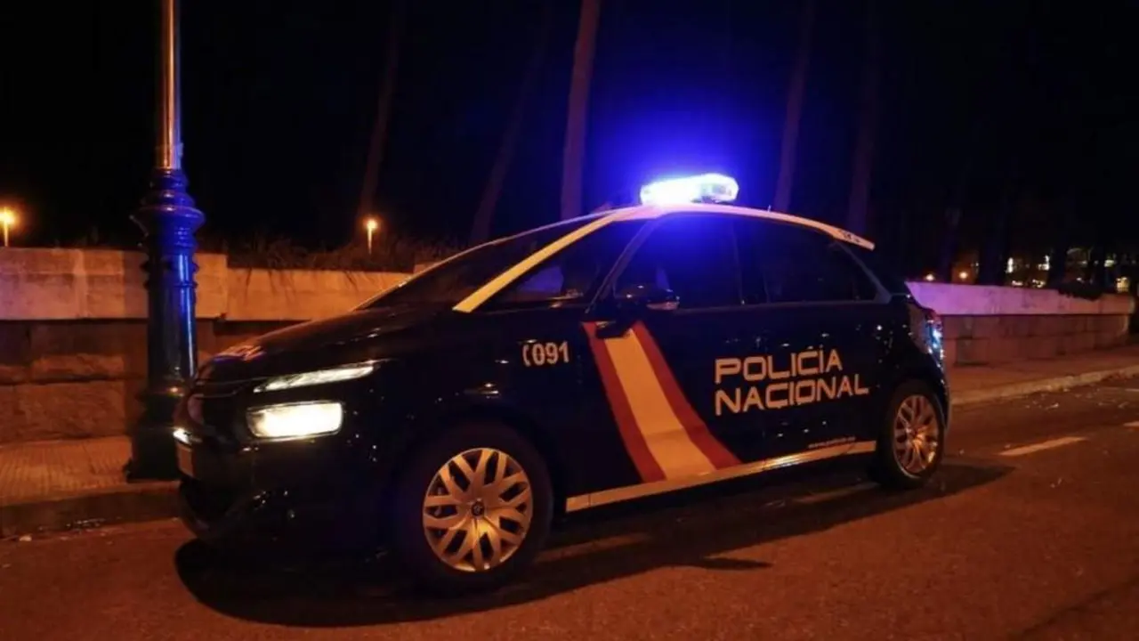 Patrulla de la Polic&iacute;a. - EP