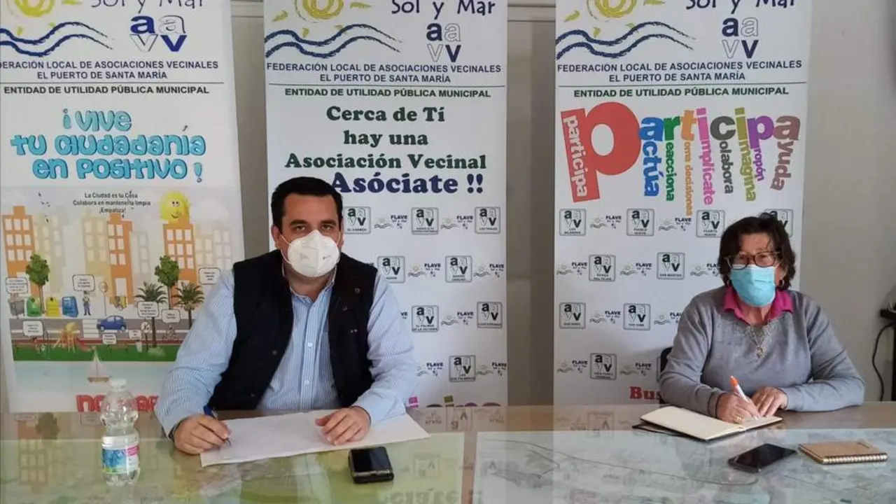 Curro Mart&iacute;nez y Milagros Mu&ntilde;oz. - Viva