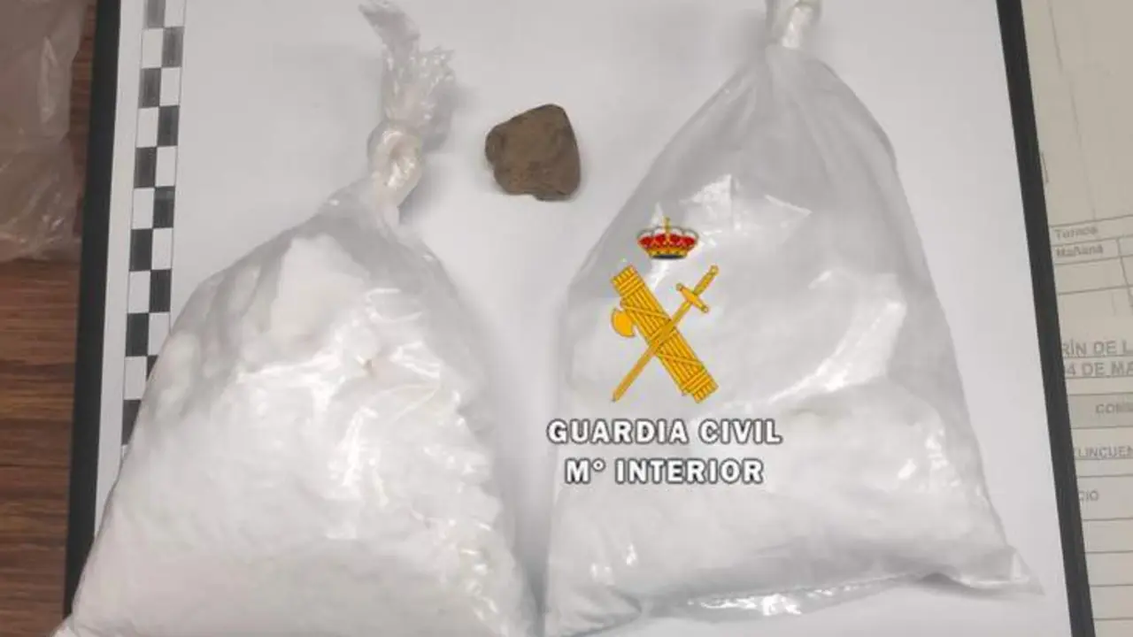 Droga intervenida en Co&iacute;n. - Guardia Civil